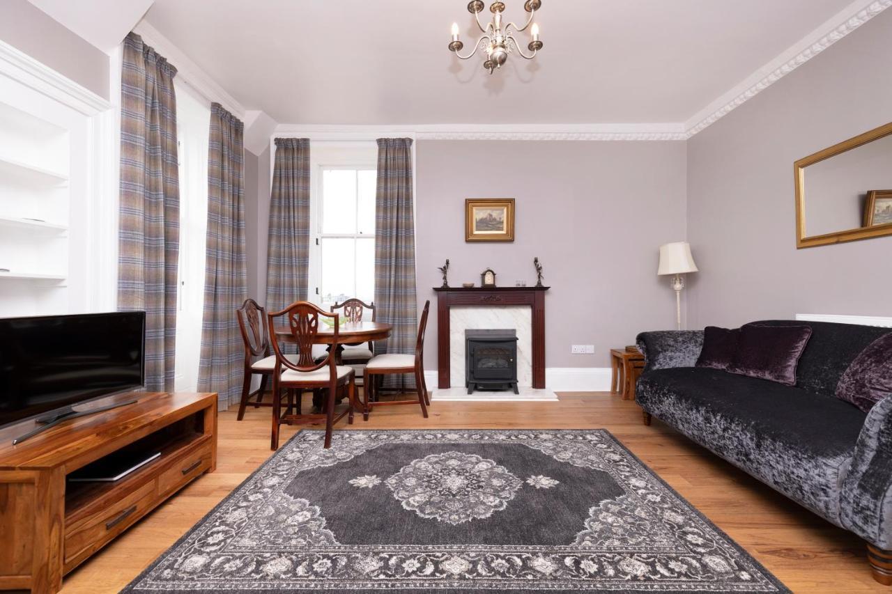 Joivy Cozy Apt Near Edinburgh Castle エクステリア 写真