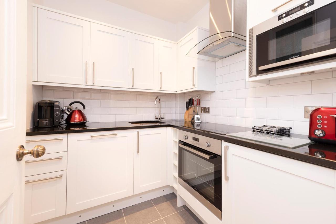 Joivy Cozy Apt Near Edinburgh Castle エクステリア 写真