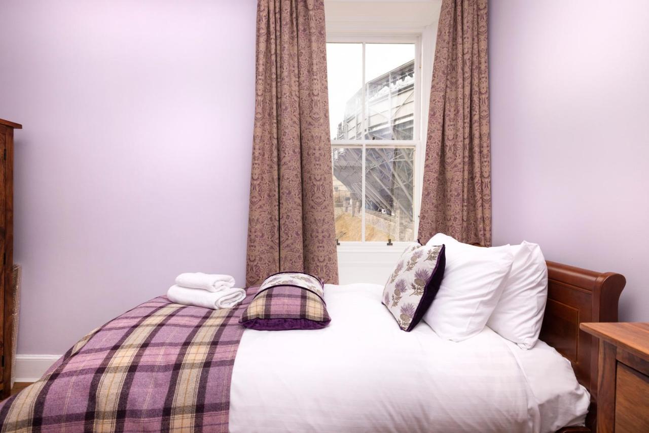 Joivy Cozy Apt Near Edinburgh Castle エクステリア 写真